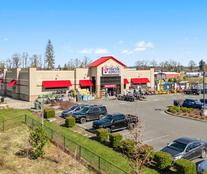 31130 S Hwy 213, Molalla, OR for sale - Building Photo - Image 1 of 4