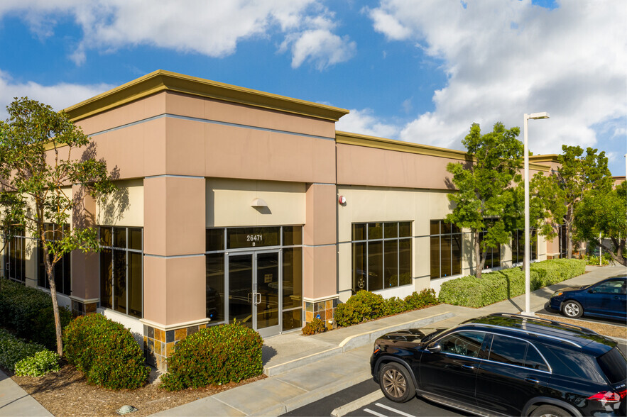 26471-26473 Rancho Pky, Lake Forest, CA for lease - Building Photo - Image 3 of 3