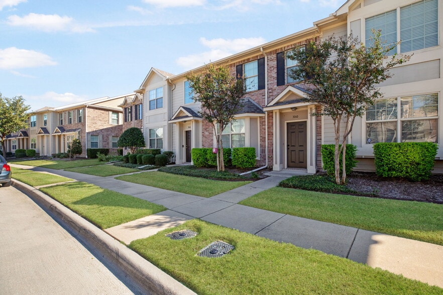 DFW SFR Portfolio portfolio of 16 properties for sale on LoopNet.com - Building Photo - Image 1 of 16