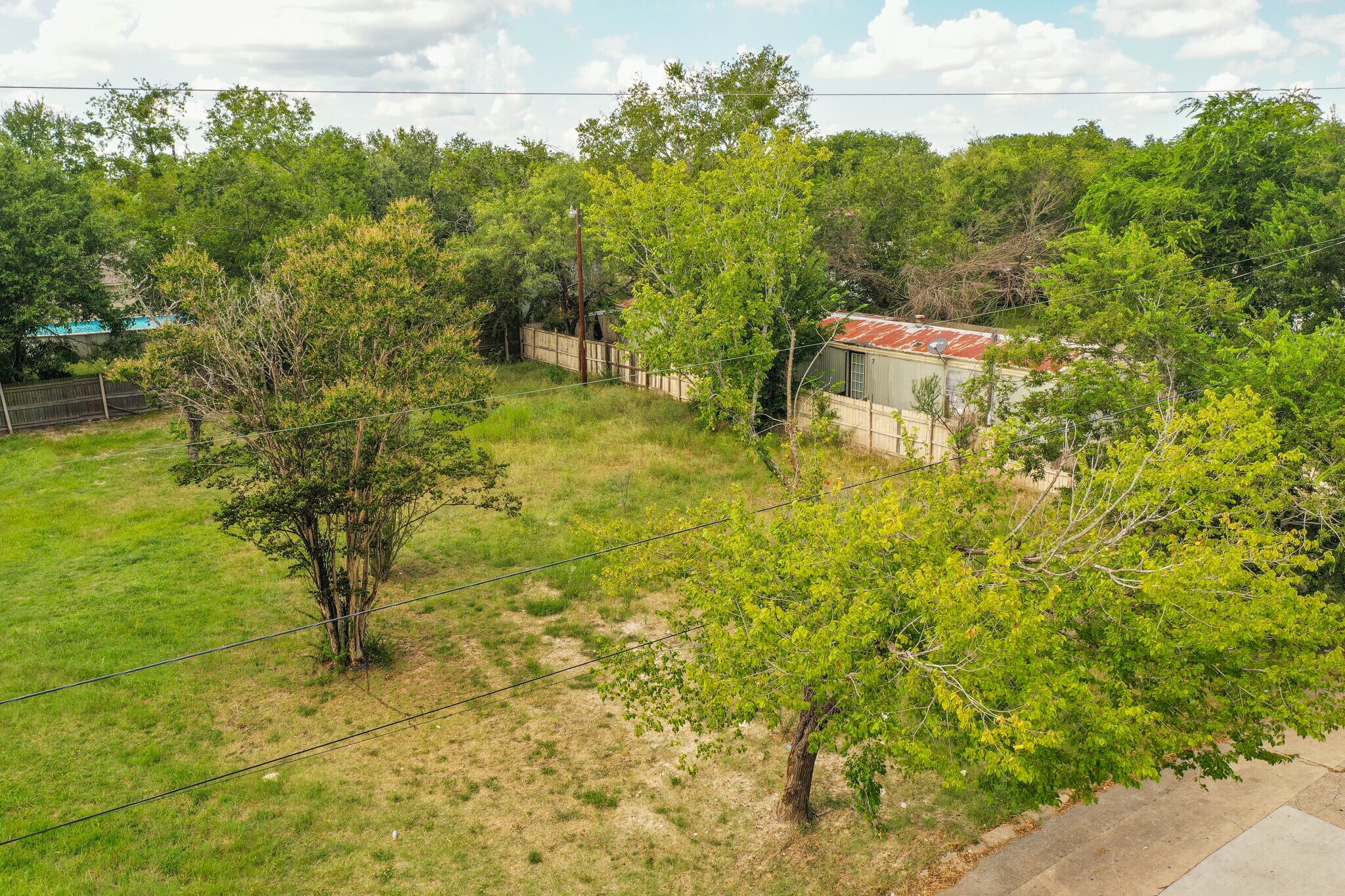 1209 Rollins Ave, Bryan, TX for sale Primary Photo- Image 1 of 1