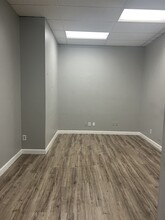 10-22 Banta Pl, Hackensack, NJ for lease Interior Photo- Image 2 of 3