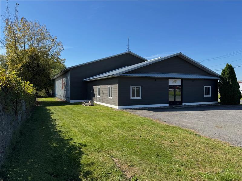 3644 John Glenn Blvd, Syracuse, NY for sale Building Photo- Image 1 of 1