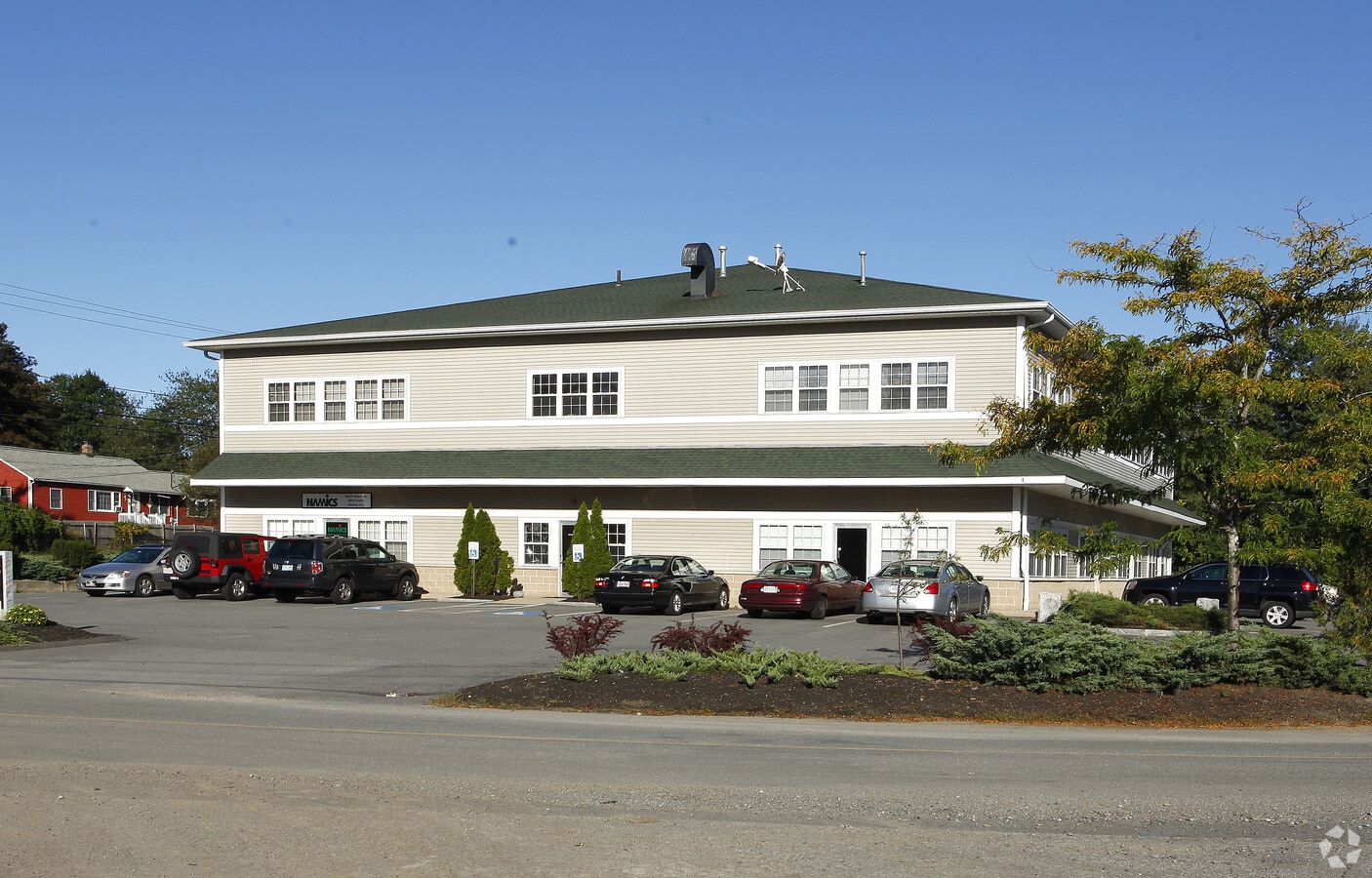 19 Central St, Byfield, MA 01922