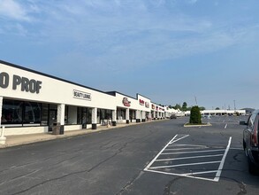 8045-8133 Connector Dr, Florence, KY for lease Building Photo- Image 1 of 21