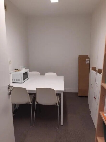 Rue Albert Einstein, Champs-sur-Marne for sale - Building Photo - Image 2 of 7