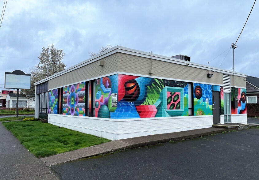 2150 NE 82nd Ave, Portland, OR for sale - Primary Photo - Image 1 of 13