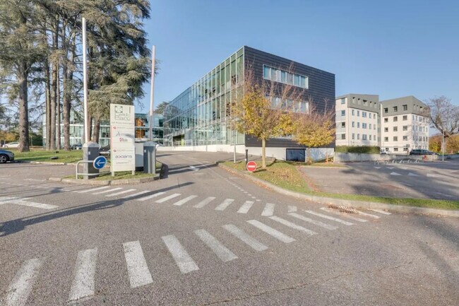 Location Bureaux 433 m²