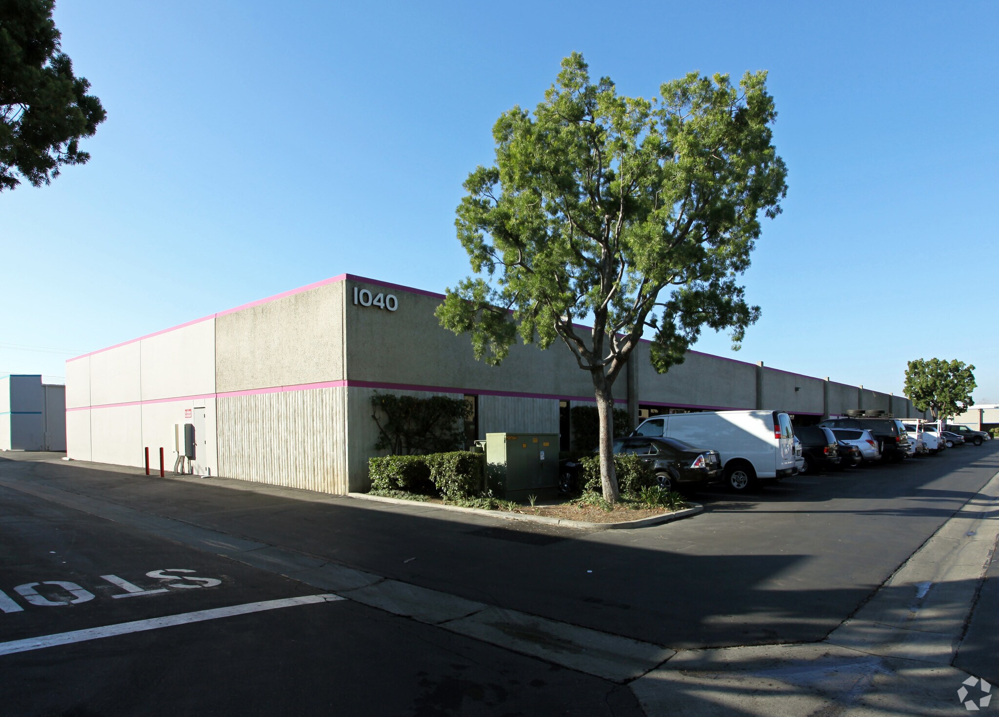 1040 N Batavia St, Orange, CA for lease Primary Photo- Image 1 of 3