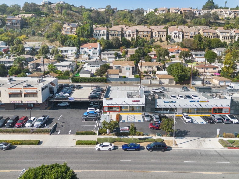 883 S Atlantic Blvd, Monterey Park, CA for lease - Building Photo - Image 2 of 7