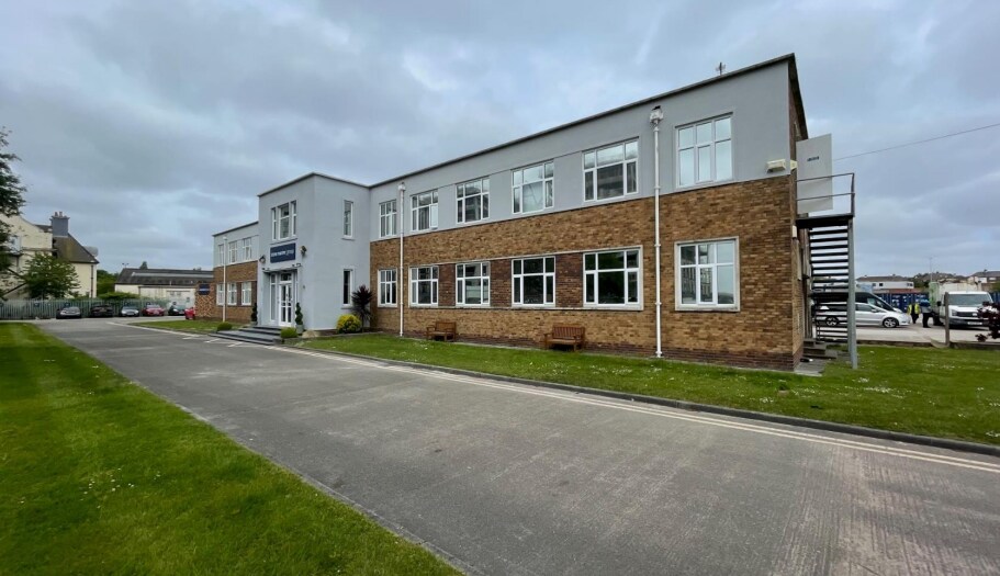 Dock Rd, Birkenhead, CH41 1DT Stone Marine Business Park