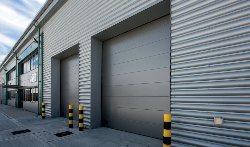 Motherwell Way, Grays for lease - Building Photo - Image 3 of 3