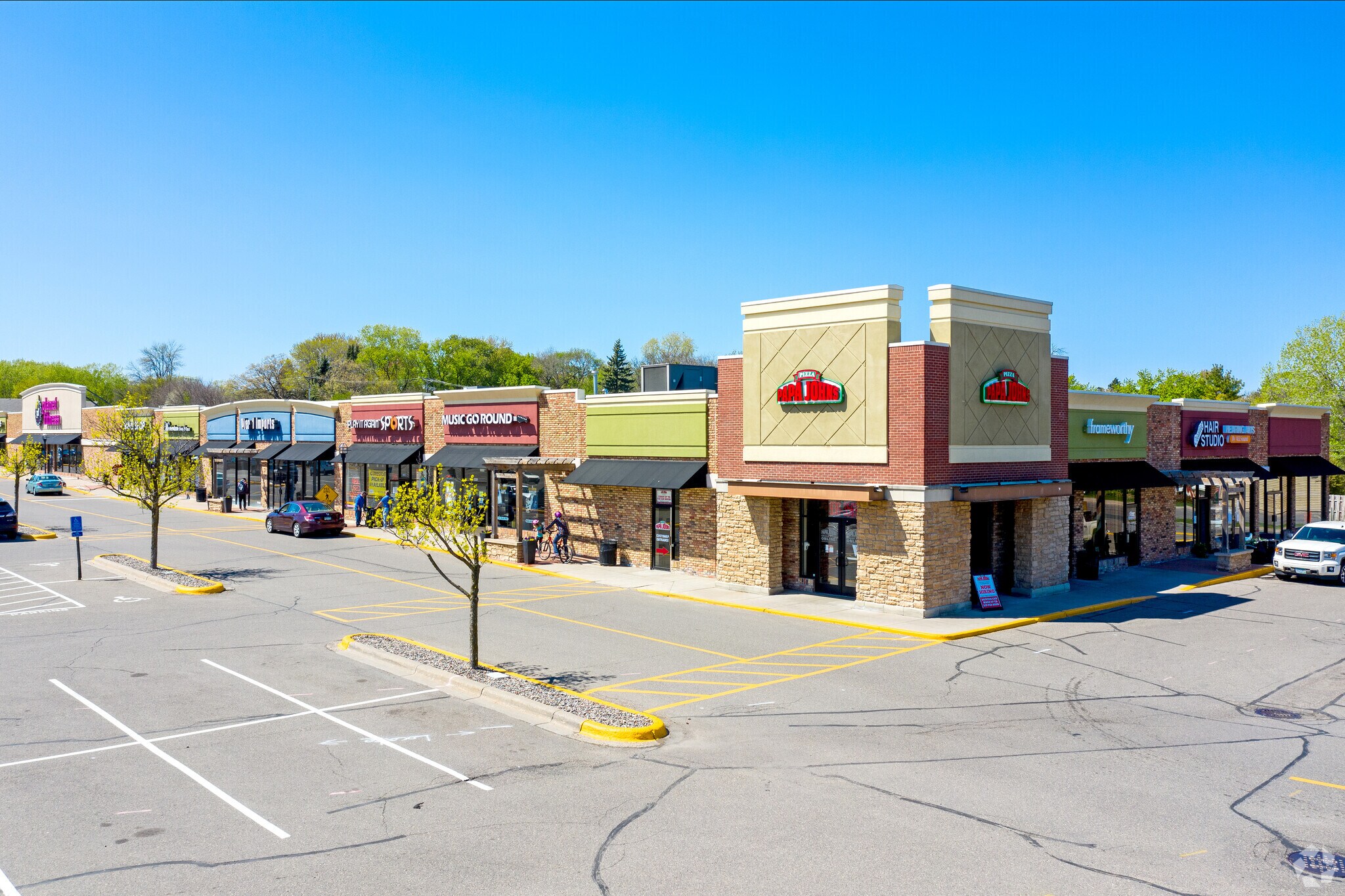 11303-11400 Highway 7, Minnetonka, MN 55305 - Country Village Shopping