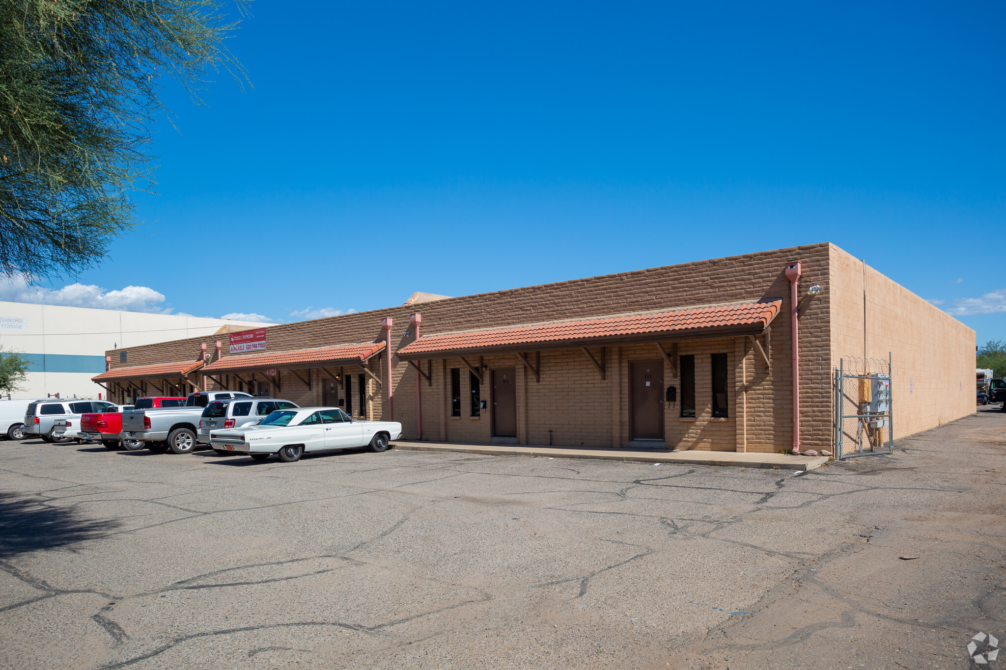 4101 S Longfellow Ave, Tucson, AZ for lease Primary Photo- Image 1 of 13