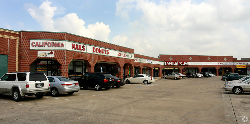 9239-9249 Skillman St, Dallas, TX for lease - Other - Image 2 of 14