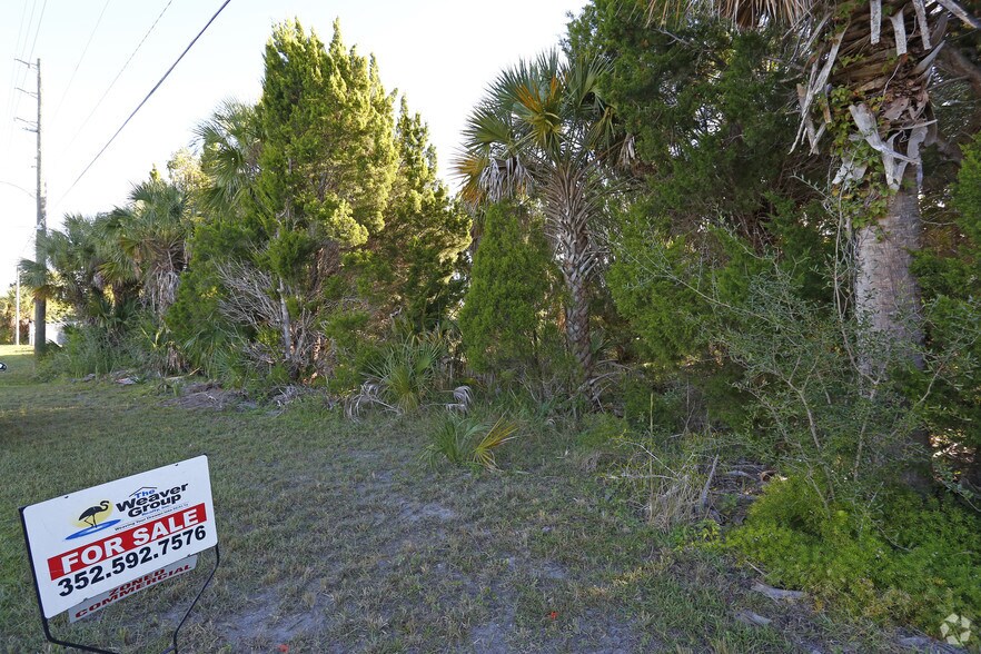 3240 Shoal Line Blvd, Spring Hill, FL for sale - Primary Photo - Image 1 of 1