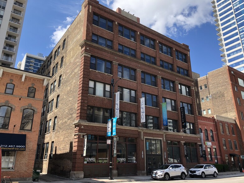 215 W Ohio St, Chicago, IL for lease - Building Photo - Image 1 of 6