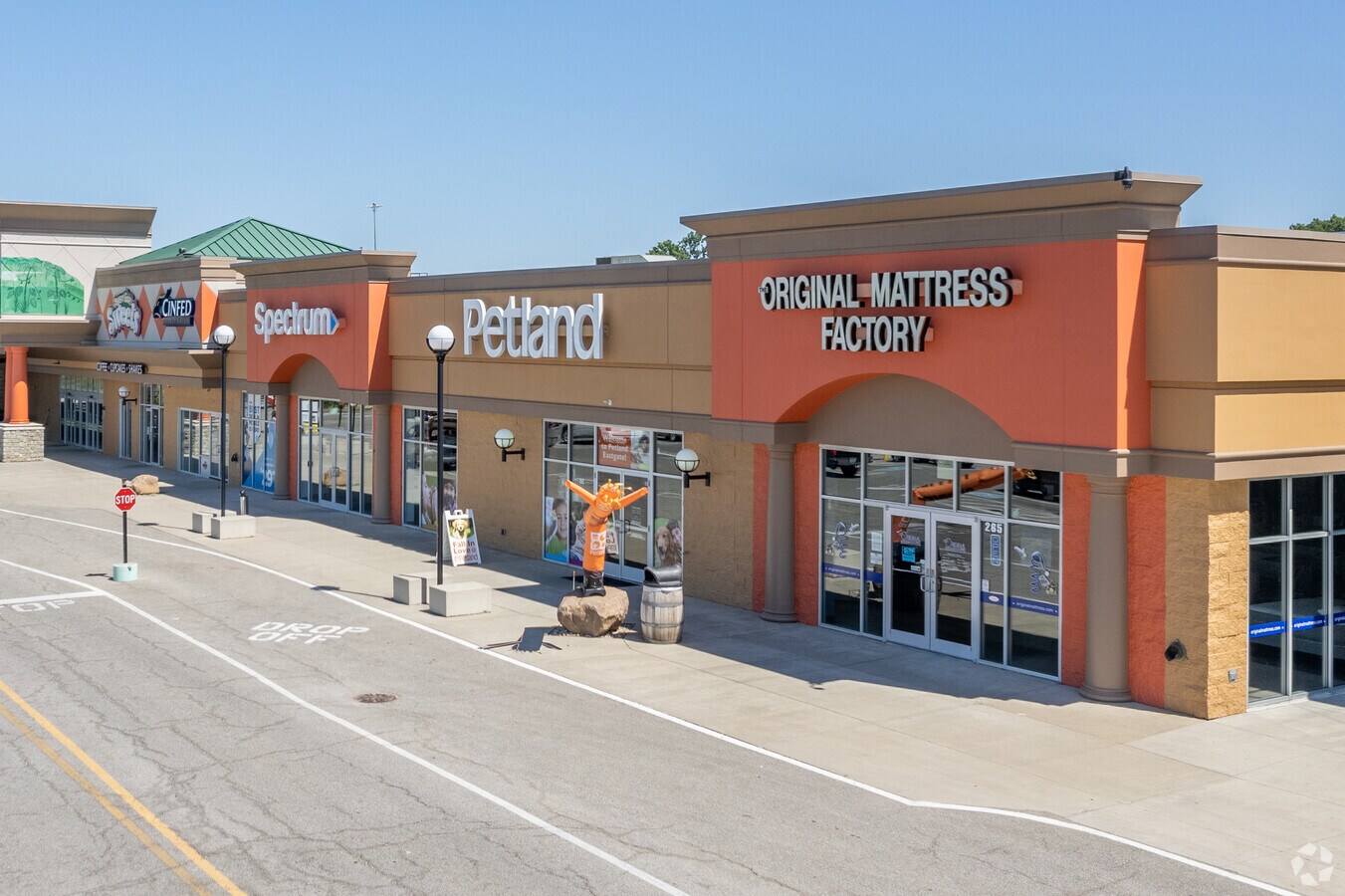 4450 Eastgate Blvd, Cincinnati, OH 45245 Retail for Lease