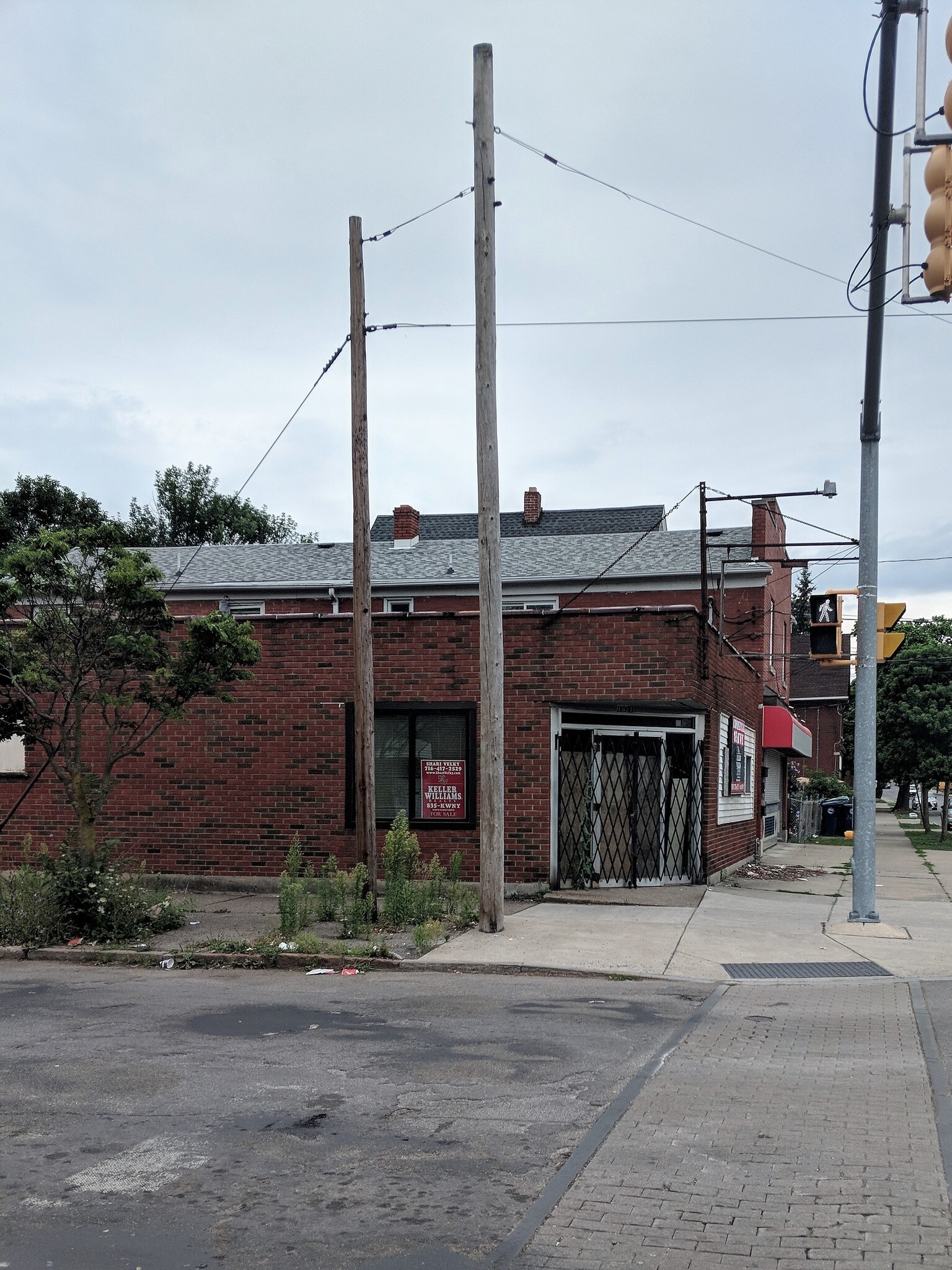 1821 Niagara St, Niagara Falls, NY for sale Building Photo- Image 1 of 1