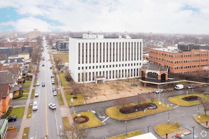 220 Alexander St, Rochester, NY for lease - Aerial - Image 2 of 28