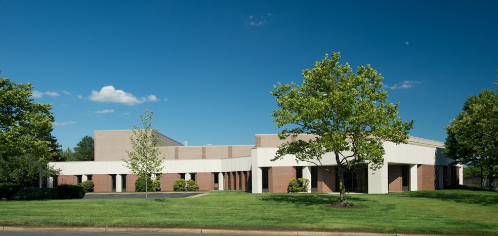 50-70 Clearview Rd, Edison, NJ for lease - Building Photo - Image 1 of 2