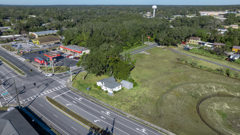 401 N Dixie Ave, Fruitland Park, FL for lease - Building Photo - Image 2 of 25