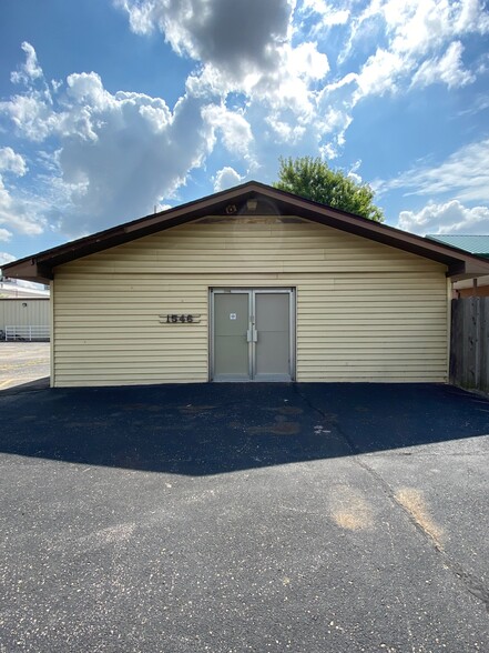 1542 S Market St, Wichita, KS for sale - Building Photo - Image 1 of 1