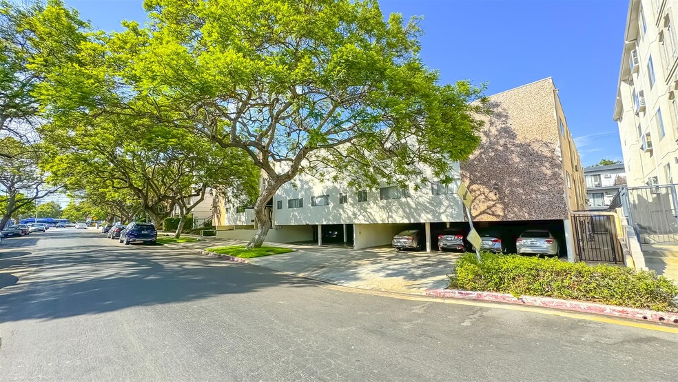 1830 Greenfield Ave, Los Angeles, CA for sale - Building Photo - Image 3 of 29