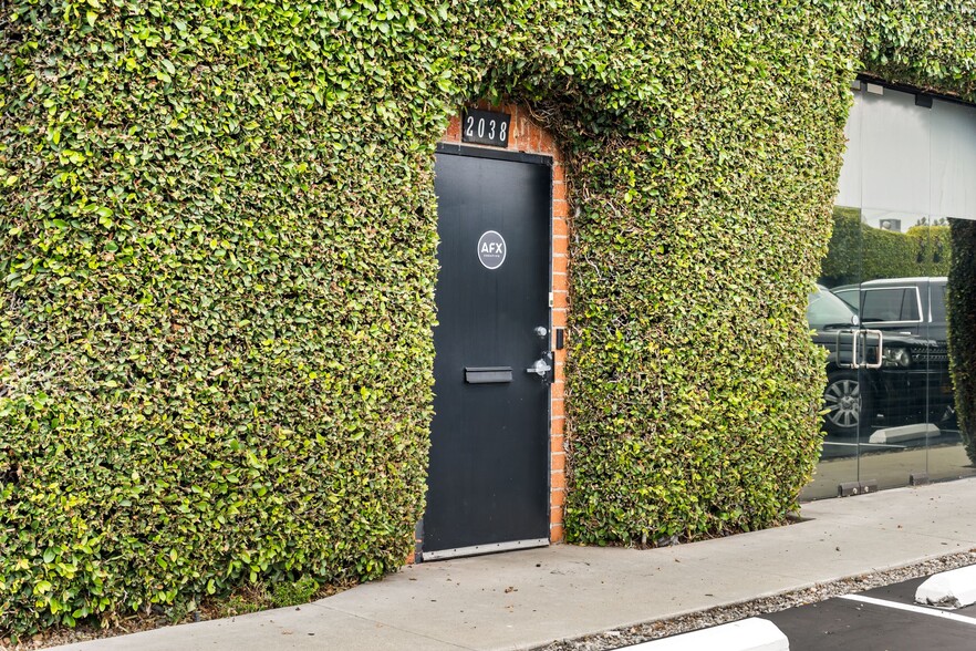 2014-2058 Broadway, Santa Monica, CA for lease - Building Photo - Image 3 of 29