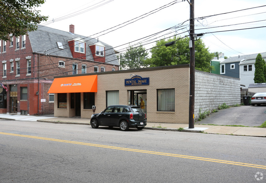 51 Bigelow Ave, Watertown, MA for lease - Primary Photo - Image 1 of 5