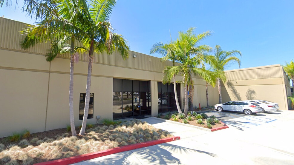 3310 W MacArthur Blvd, Santa Ana, CA for lease - Building Photo - Image 1 of 2