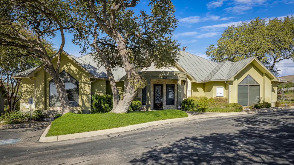 941 Proton Rd, San Antonio, TX for sale - Building Photo - Image 1 of 1