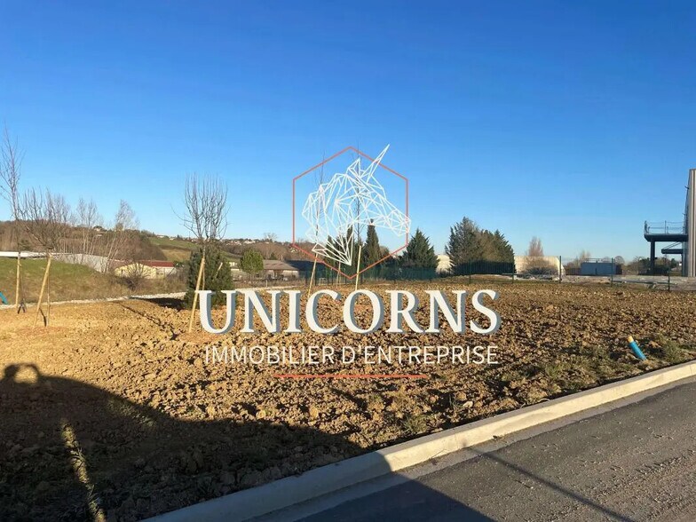 Land in Drémil-Lafage for sale - Building Photo - Image 2 of 4