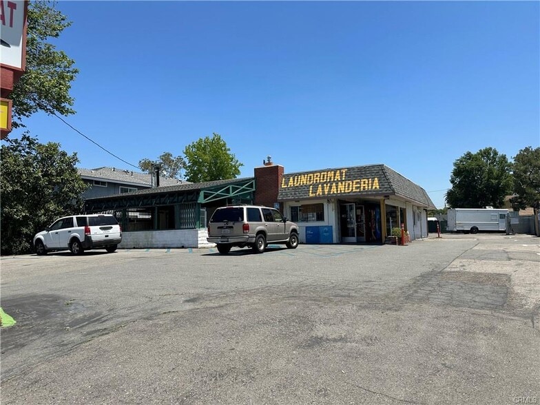 2117 Orange Olive Rd, Orange, CA for sale - Building Photo - Image 1 of 7