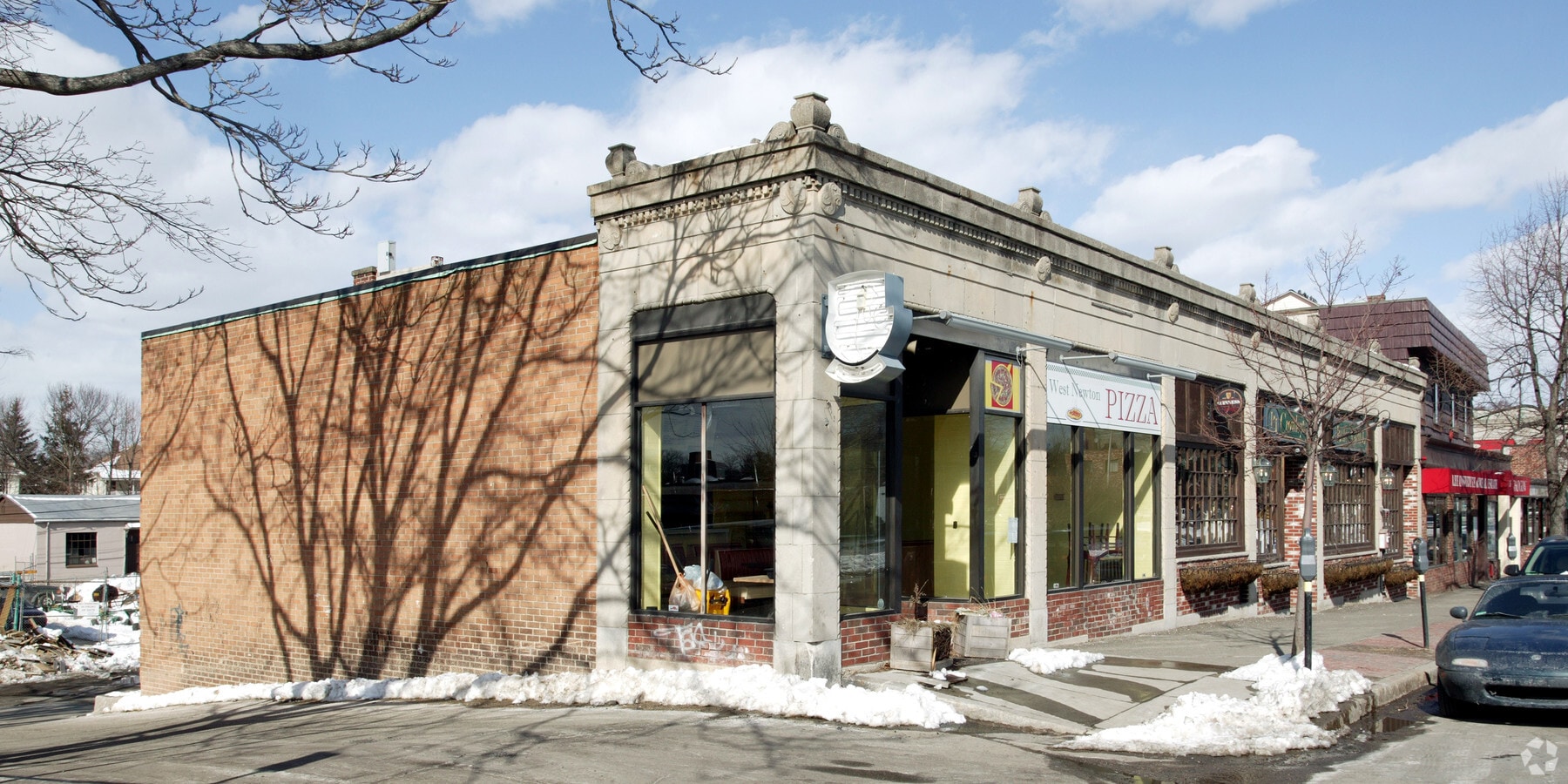 13911397 Washington Street, West Newton, MA 02465