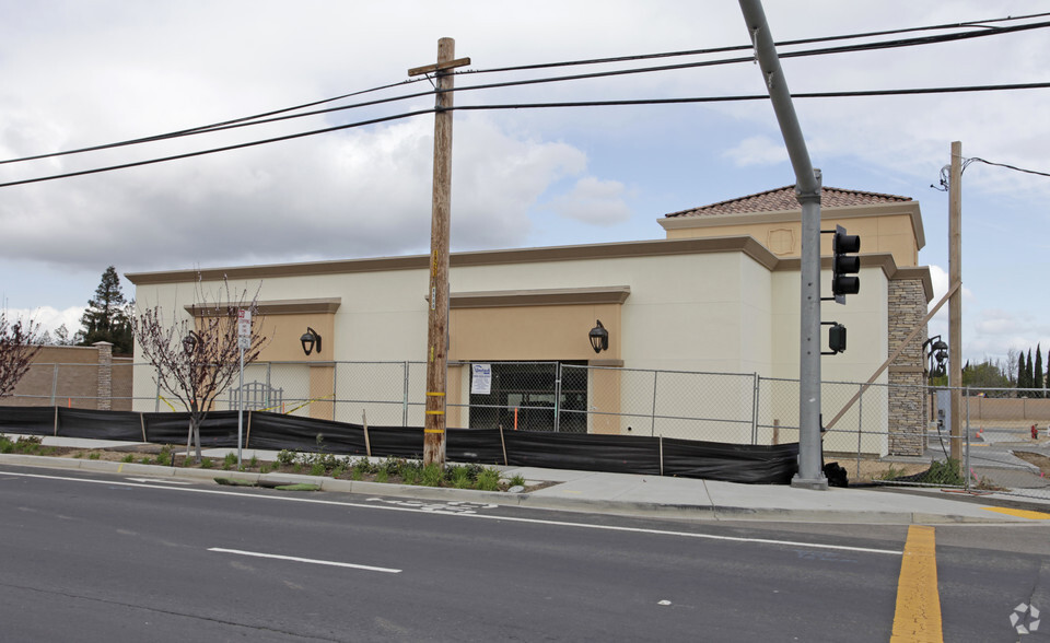 1070 Laurel Rd, Oakley, CA for sale - Building Photo - Image 1 of 3