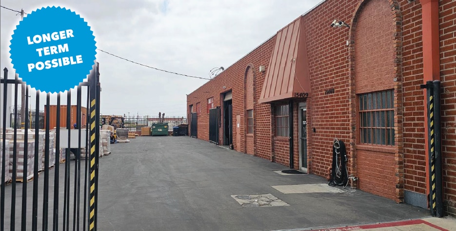 15409 S Broadway, Gardena, CA for lease Interior Photo- Image 1 of 9