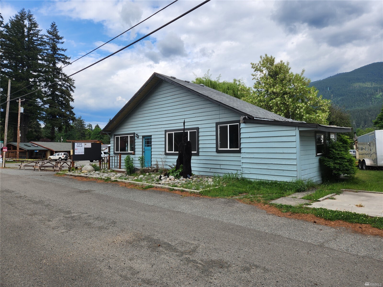 13006 US Highway 12, Packwood, WA 98361