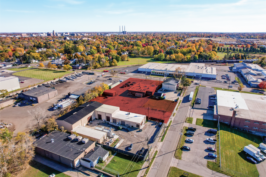 2006 W Willow St, Lansing, MI for sale - Aerial - Image 3 of 12