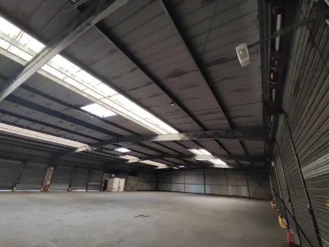 2 Place Du General De Gaulle, Rouen for lease - Interior Photo - Image 3 of 9