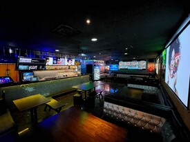 Spring Oaks Shopping Center - Pub