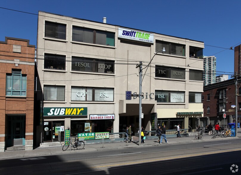 150 Dundas St W, Toronto, ON for lease - Building Photo - Image 3 of 3