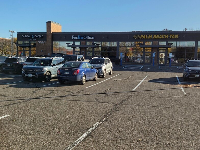 5330 Cedar Lake Rd, Saint Louis Park, MN for lease - Building Photo - Image 3 of 14