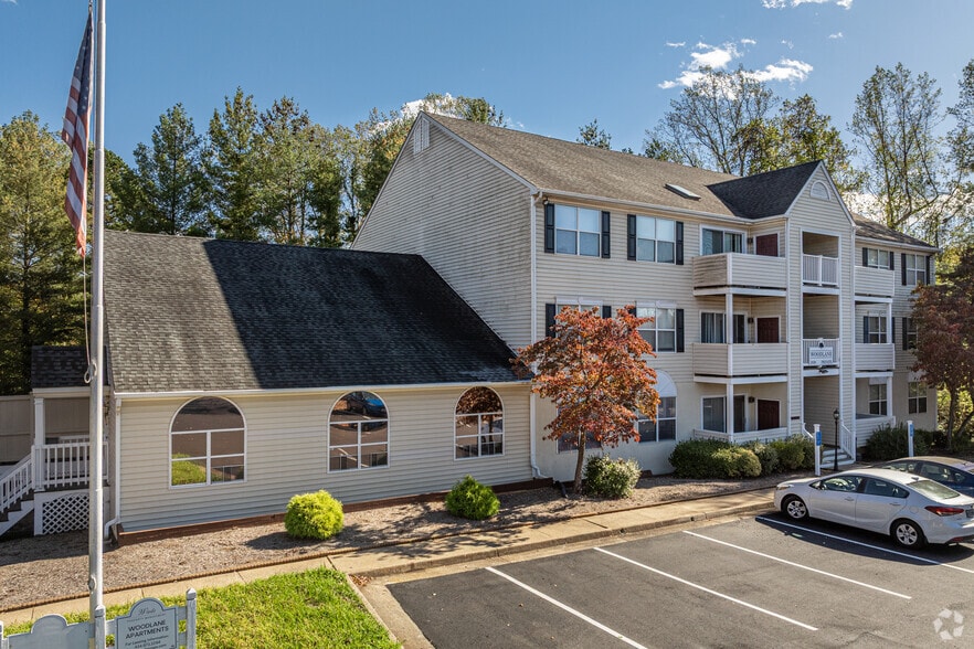 2820 Hydraulic Rd, Charlottesville, VA for lease - Primary Photo - Image 1 of 45