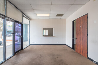 12501-12607 Gulf Fwy, Houston, TX for lease Interior Photo- Image 1 of 4