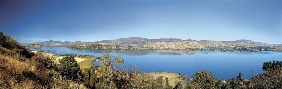 3001 Lakeshore Dr, Klamath Falls, OR for sale - Primary Photo - Image 1 of 1