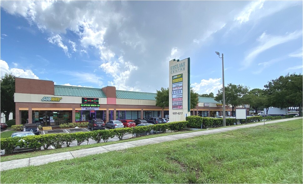 6201-6217 E Hillsborough Ave, Tampa, FL for lease - Building Photo - Image 1 of 4