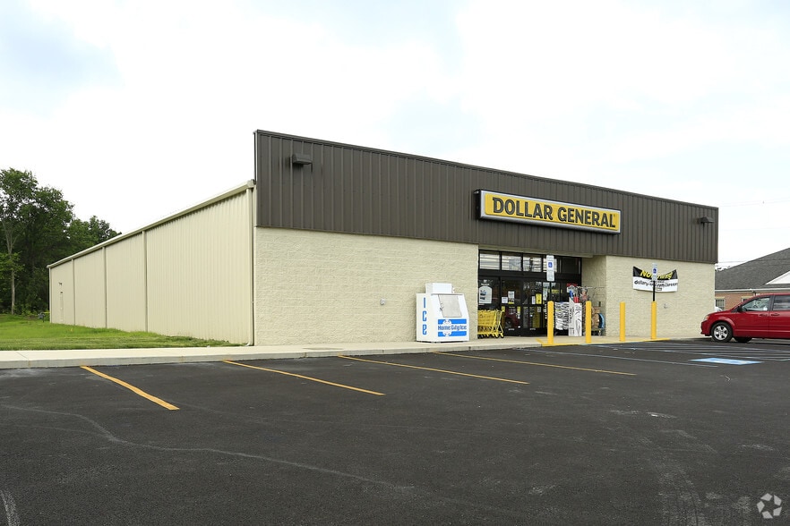 1651 Cooper Foster Park Rd, Amherst, OH 44001