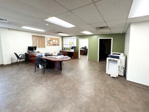 601 Steel St, Aliquippa, PA for lease Interior Photo- Image 2 of 2