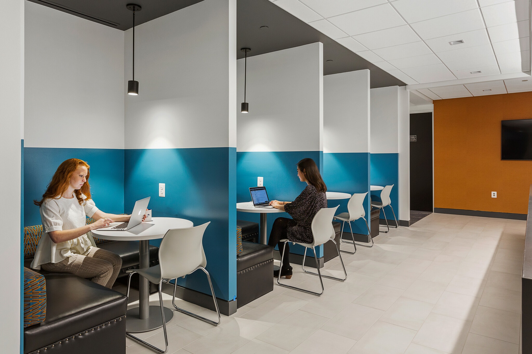 1300 Pennsylvania Ave NW, Washington, DC for lease Interior Photo- Image 1 of 7