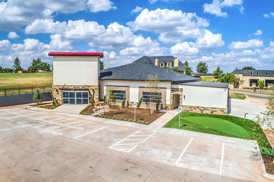 5112 Gaillardia Corporate Pl, Oklahoma City, OK for sale - Primary Photo - Image 1 of 1